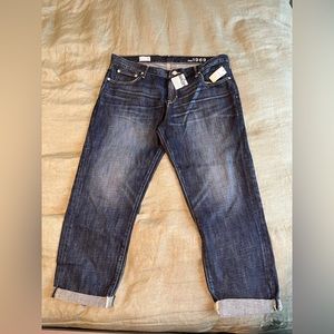 Gap Sexy Boyfriend Straight Leg Mid Wash Jeans 32 Regular